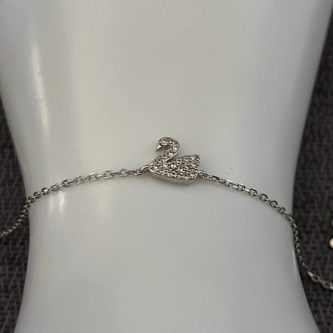 Sterling Silver Swan Bracelet – A Symbol of Grace and Elegance