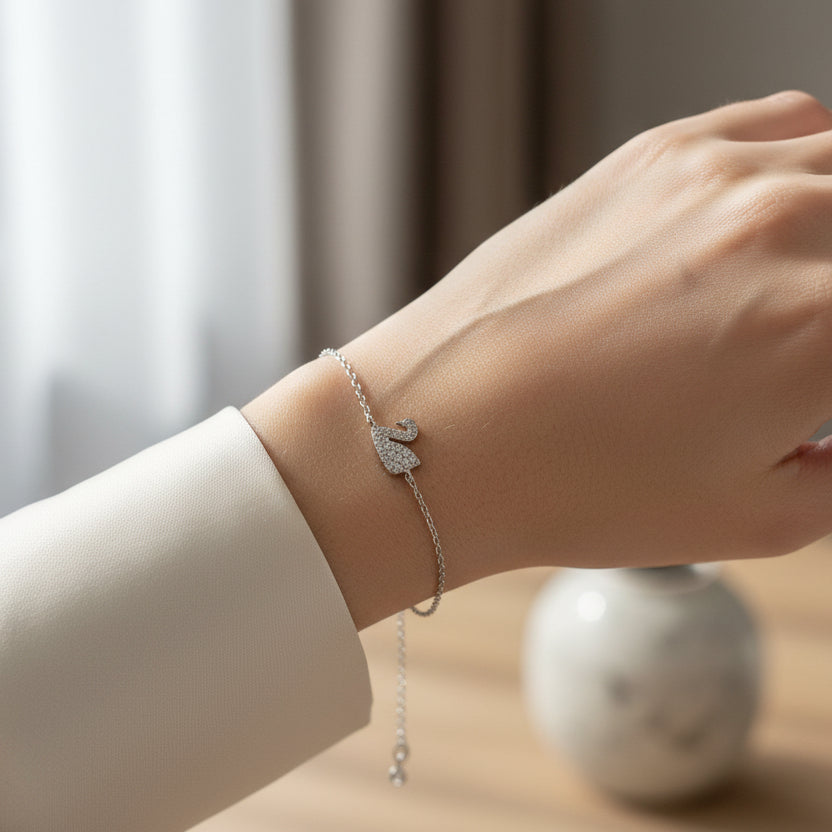 Elegant Swan Bracelet: Timeless Grace and Style