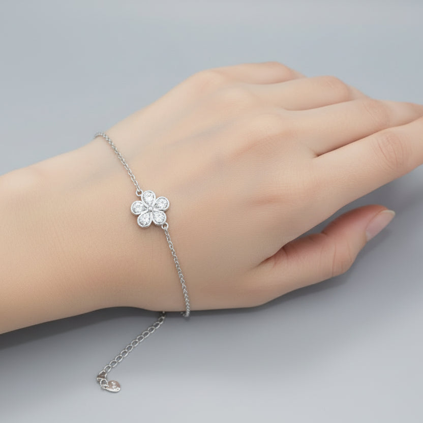Radiant Sterling Silver Bracelet with Zircon Flower – Sparkling and Timeless