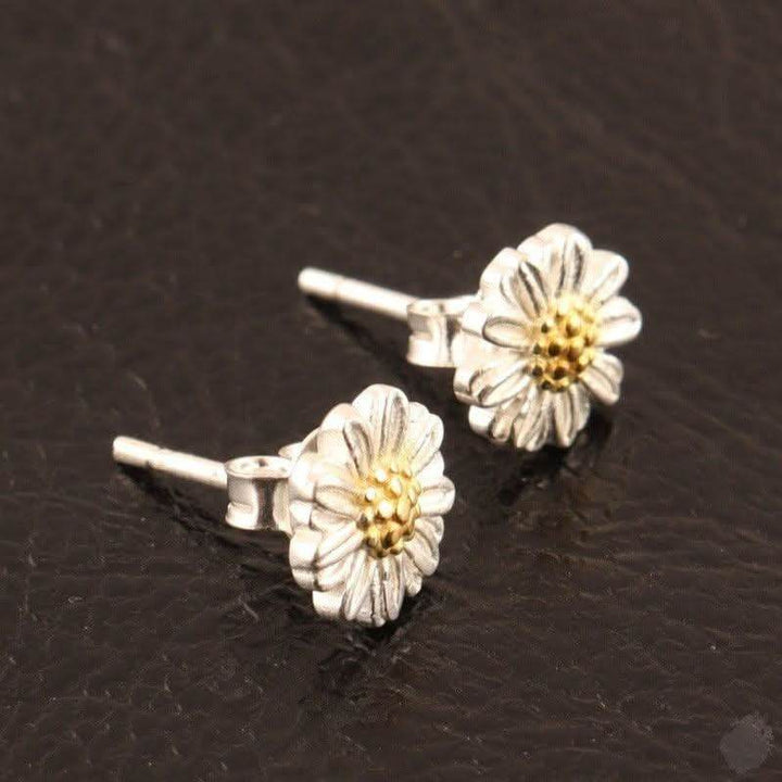 Daisy Floral Stud Earrings - Sterling Silver - Saras Beads & Jewellery