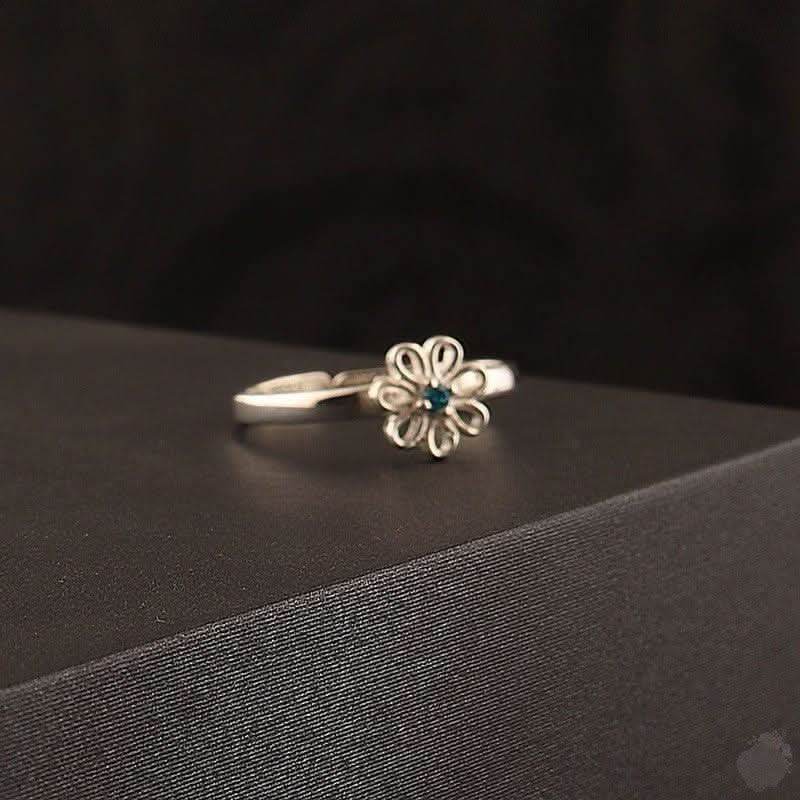 Topaz Twirl: Daisy Blue - Saras Beads & Jewellery