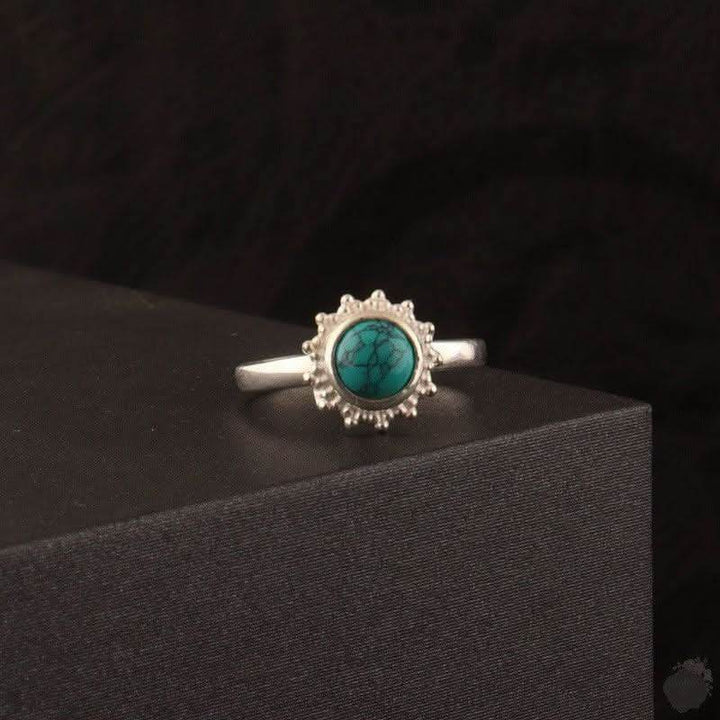 Luminous Turquoise Elegance: The beauty of the Sea of Dreams - Saras Beads & Jewellery