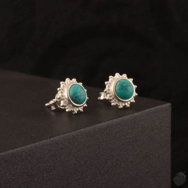 Luminous Turquoise Elegance: The beauty of the Sea of Dreams - Saras Beads & Jewellery