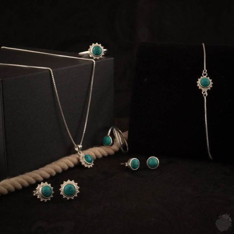 Sterling Silver Turquoise Bracelet: Luminous Elegance from the Sea of Dreams