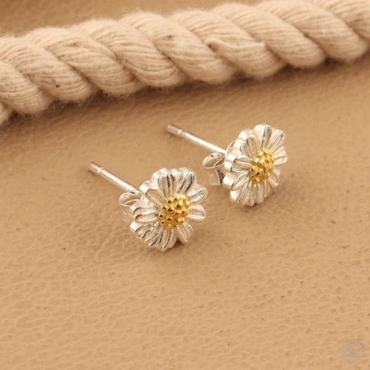 Sterling Silver Daisy Studs Earrings