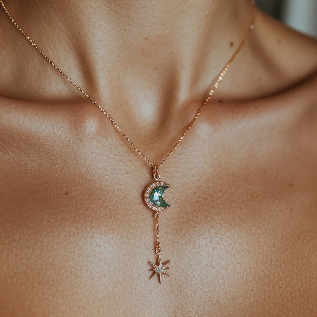 Elegant Star and Moon Pendant: A Timeless Accessory