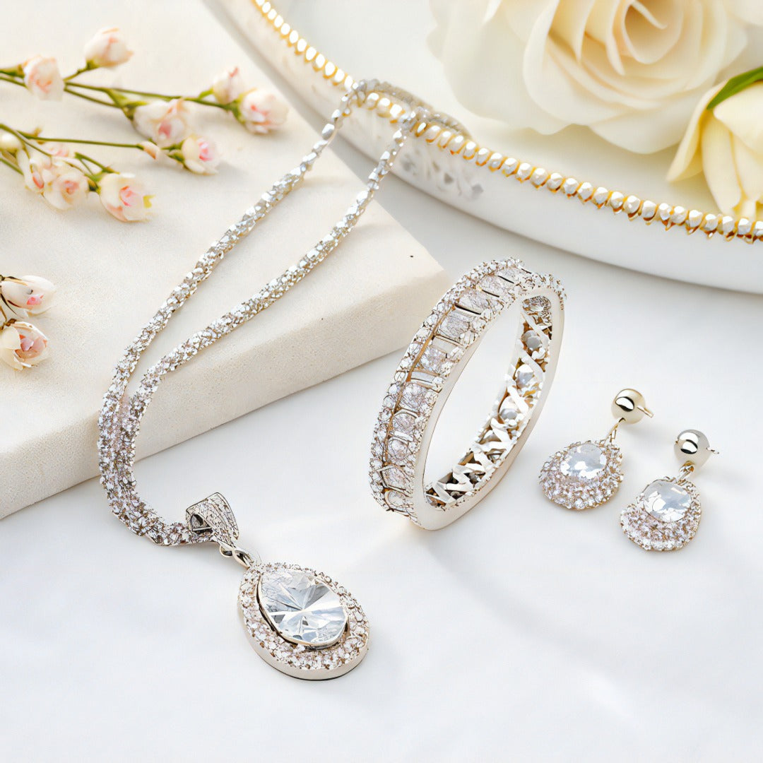 Discover the Elegance of the Perfect Silver Drop Earring