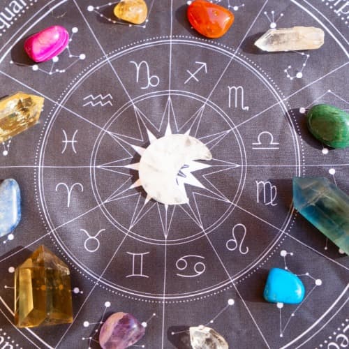 Stone Birthstone: Complete Guide to Monthly Gemstones, Colours &amp; Meanings