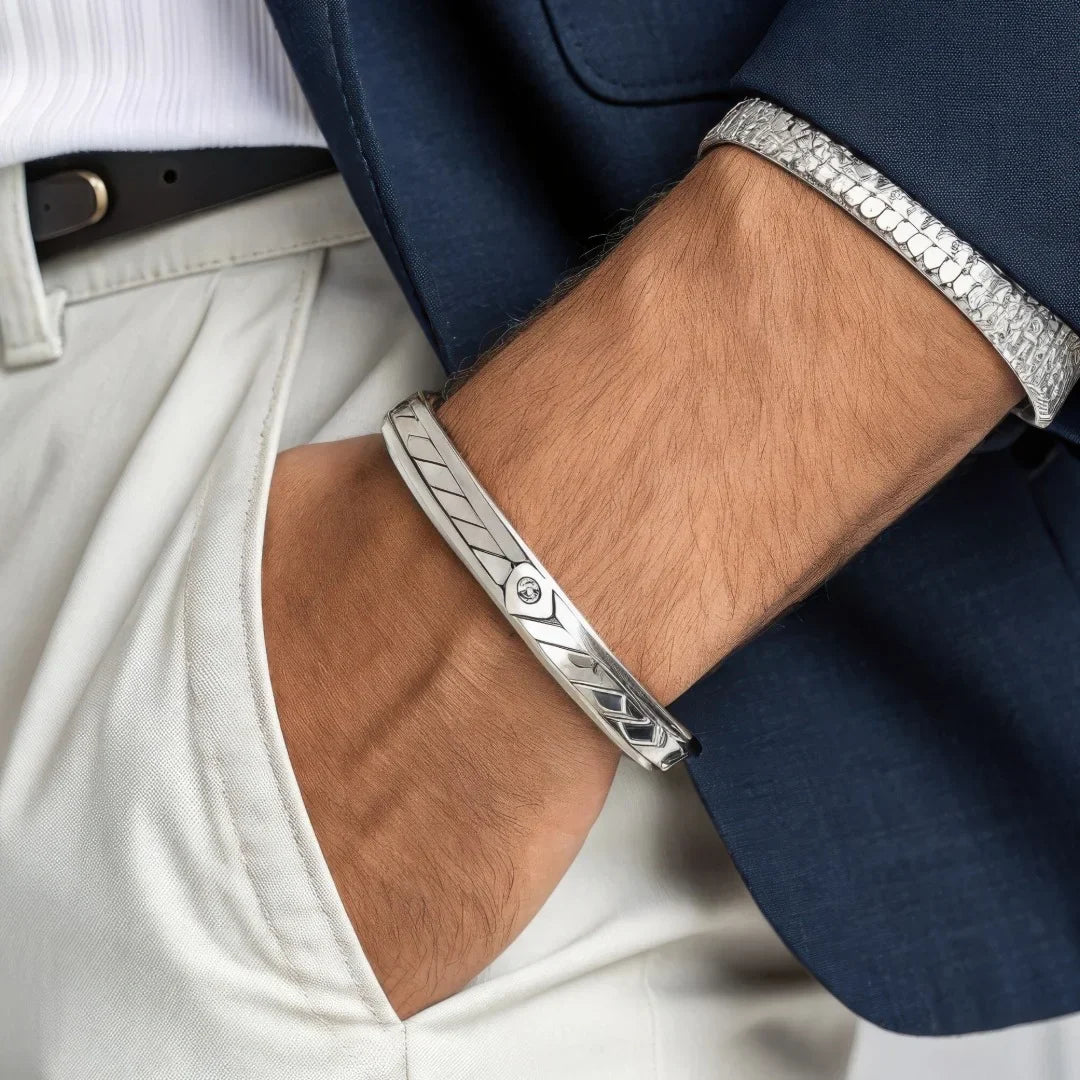 Top Bracelet for a Man: Elevate His Style with the Perfect Accessory