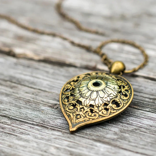 Silver Eye Necklace: Stylish Protection and Meaningful Fashion