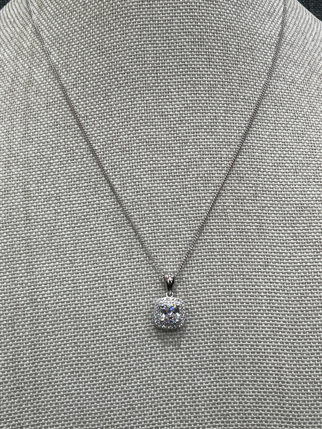 Elegant Sterling Silver Square White Diamond Zirconia Necklace