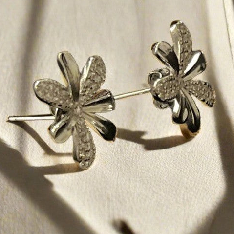 Elegant Sterling Silver Flower Stud Earrings with Gemstone Accents