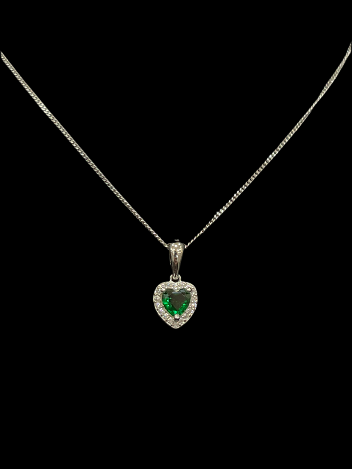 Green Small Heart Necklace – Elegant Sterling Silver Jewellery