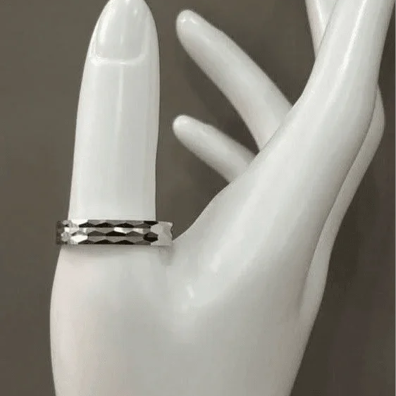 Urban Edge Sterling Silver Men's Ring - 6