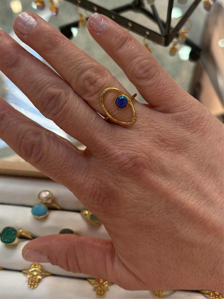 Eternal Elegance: Handcrafted 18 Karat Gold-Plated Sapphire Circle Ring