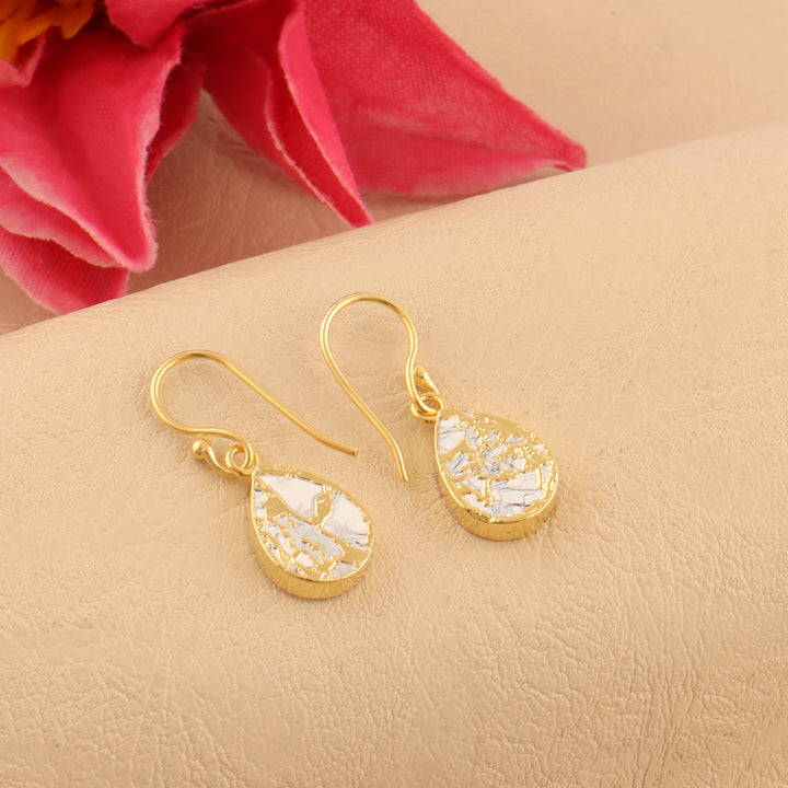 White Gold Earrings: Add a Touch of Luxury with White Mohave Gold Earrings