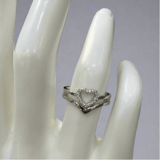 Eternal Love Heart Ring - Saras Beads & Jewellery