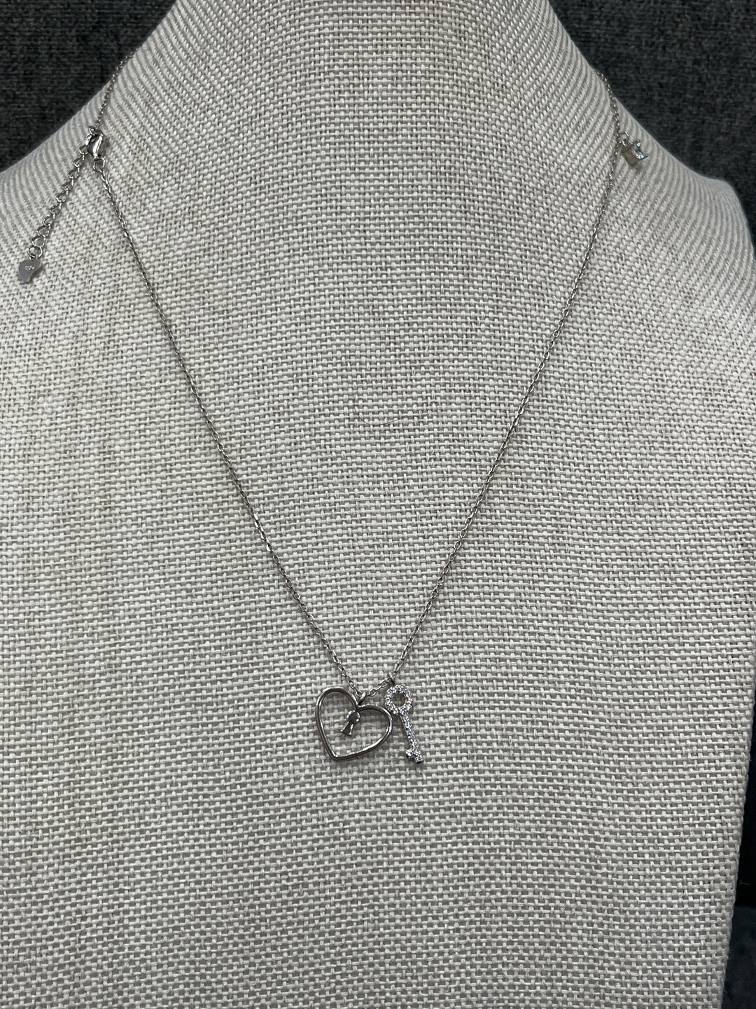 Key to Love: Sterling Silver Shiny Necklace with Heart and White Gem