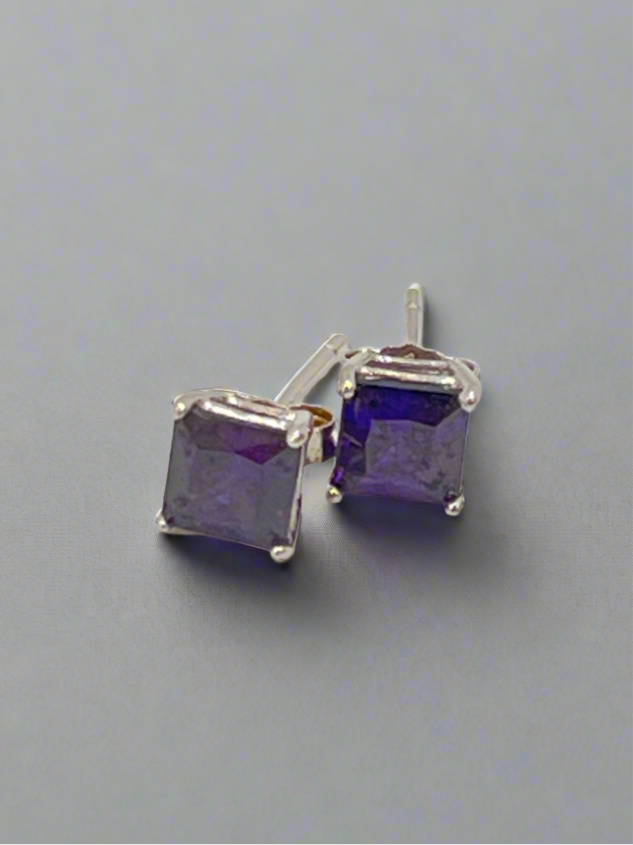 Wide Collection of Dazzling Sterling Silver Stud Earrings: Petite Sparkle for Every Occasion