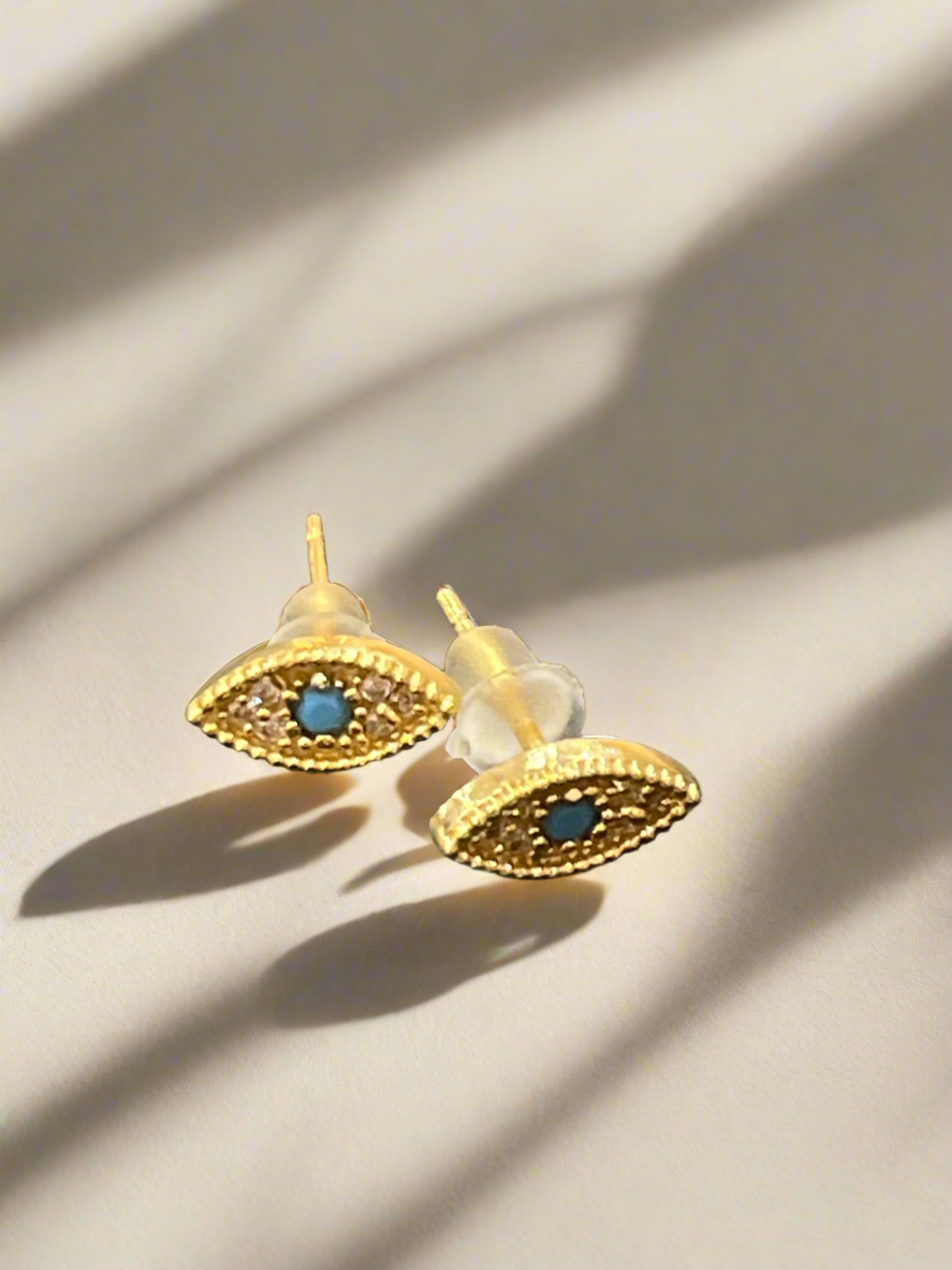 Elegant Sophistication: 18 Karat Gold-Plated Eye Stud Earrings