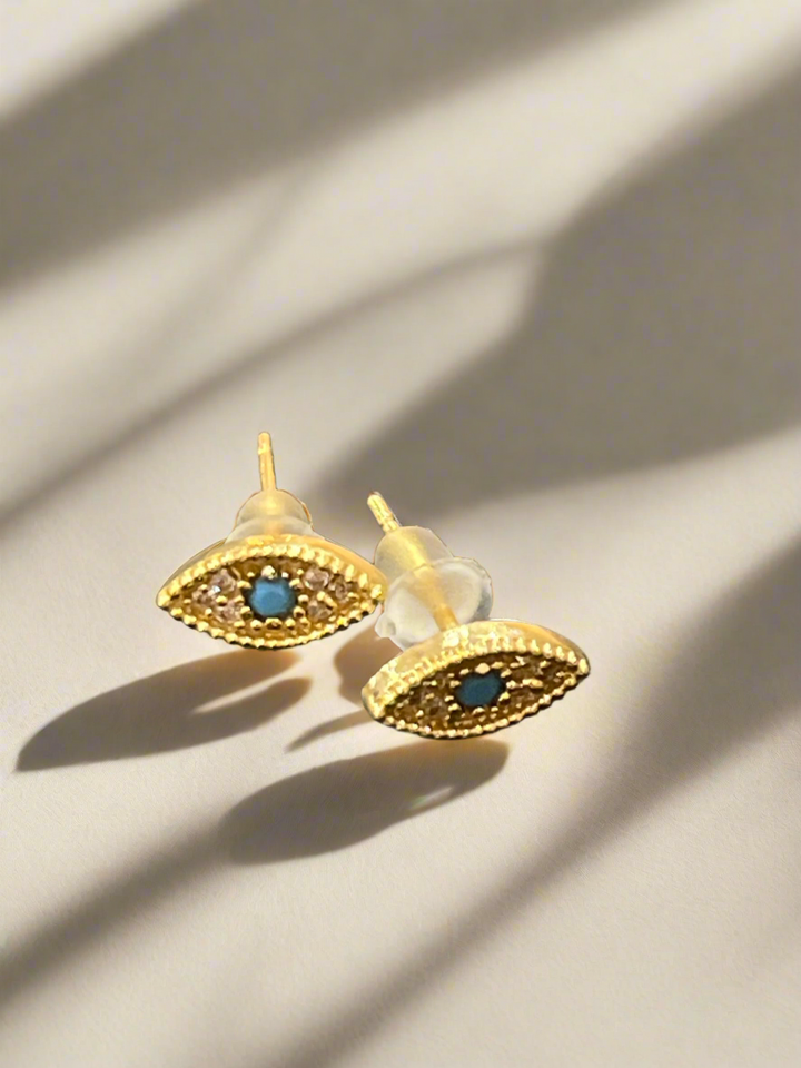 Elegant Sophistication: 18 Karat Gold-Plated Eye Stud Earrings