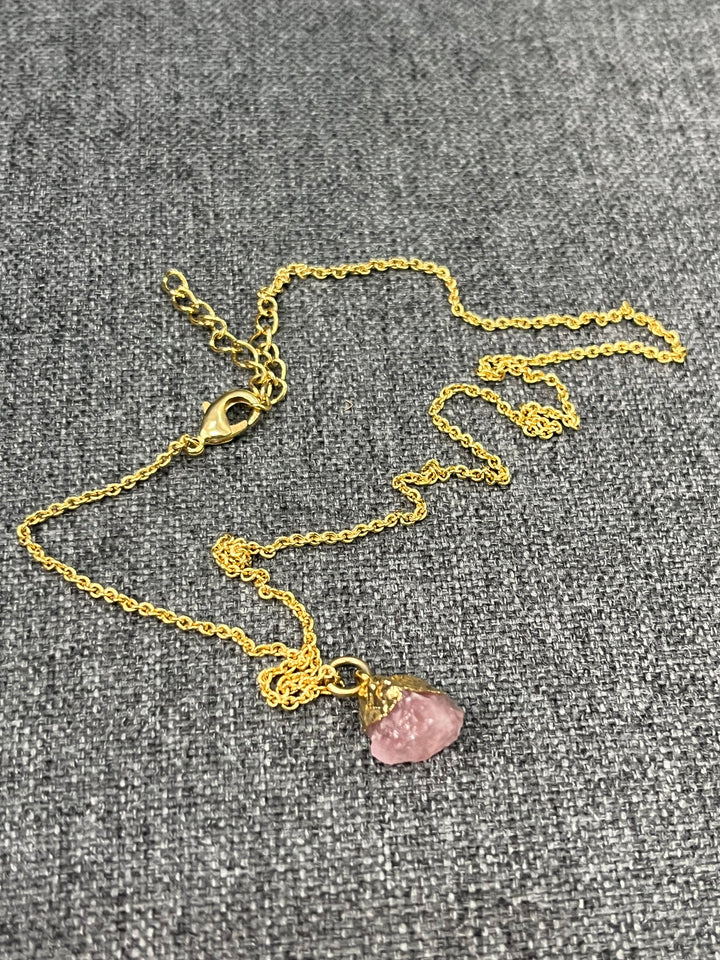 Handmade Gold-Plated Rose Quartz Necklace – A Semi-Precious Stone Masterpiece