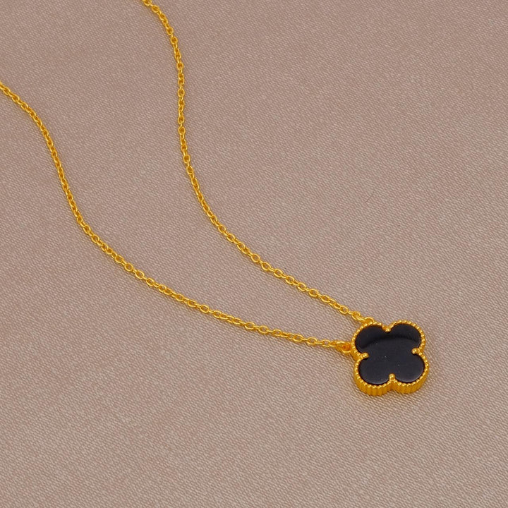 Stylish Gold-Plated Clover Necklace in Classic Tones