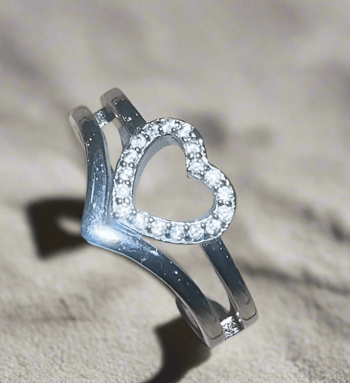 Eternal Love Heart Ring - Saras Beads & Jewellery
