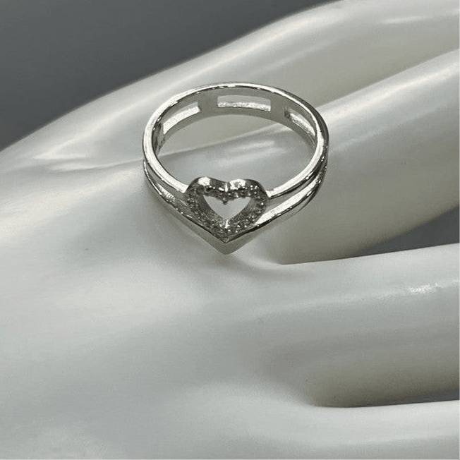 Eternal Love Heart Ring - Saras Beads & Jewellery