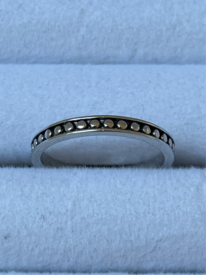 Eternal Gleam: Sterling Silver Ring