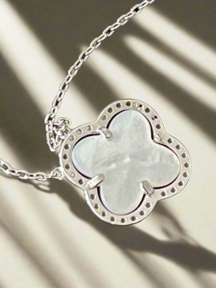 Sterling Silver Clover Necklace – Classic Charm and Elegance