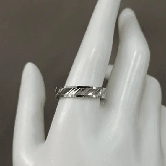 Maze Sterling Silver Men's Ring - 10