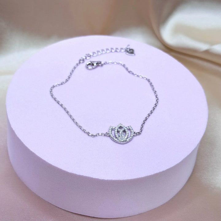 Tulips Bracelet: Female Bracelet in Sterling Silver - Saras Beads & Jewellery