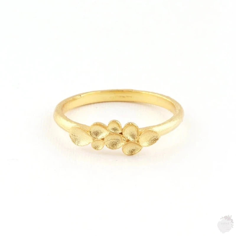 Eight Petals Ring