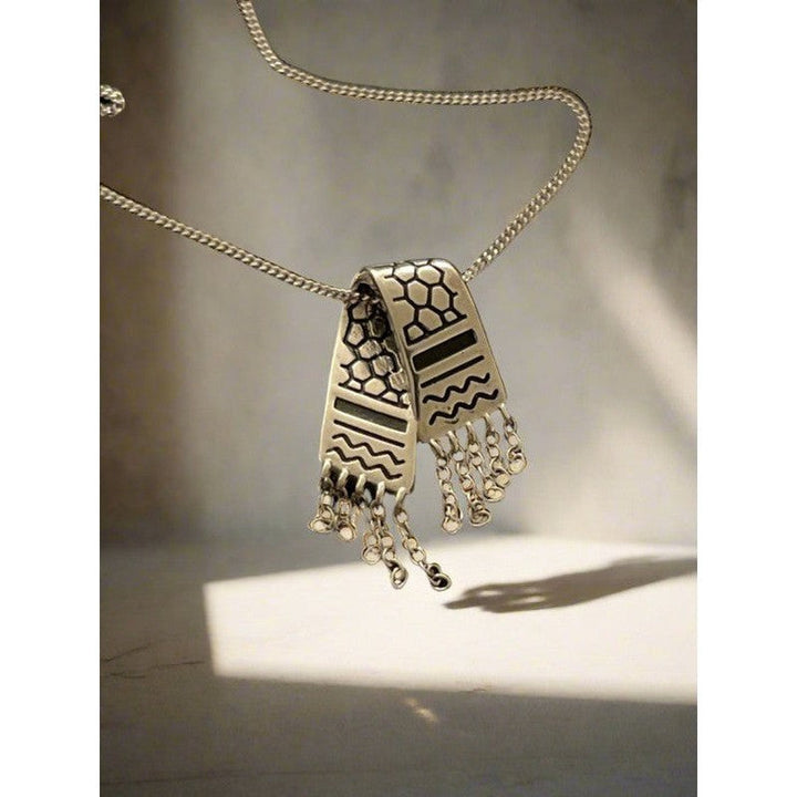 Elegant Sterling Silver Keffiyeh-Inspired Necklace