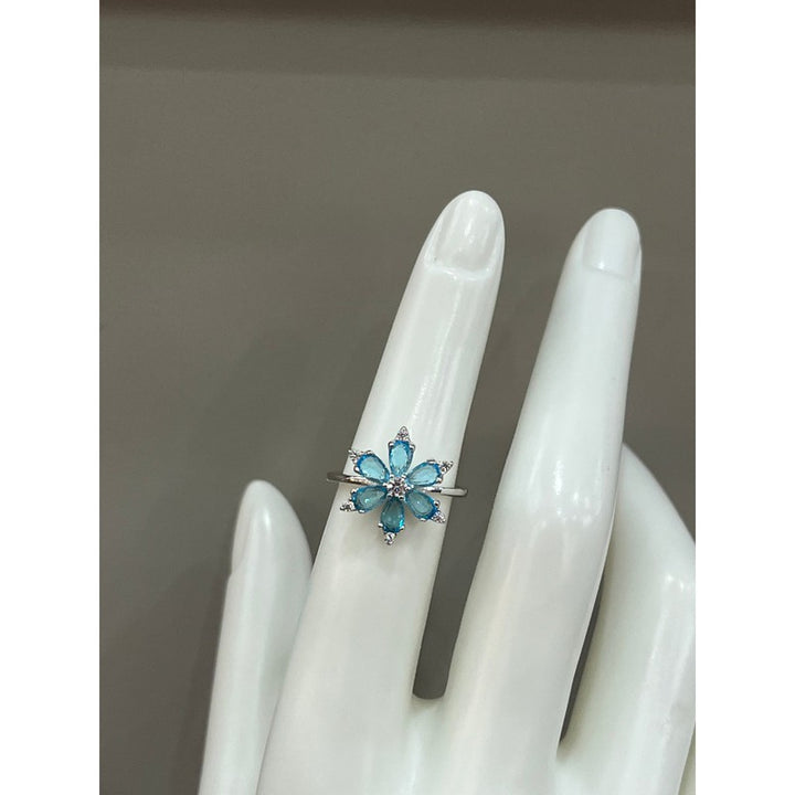 Floral Elegance: Sterling Silver Ring with Turquoise and Pink Accents