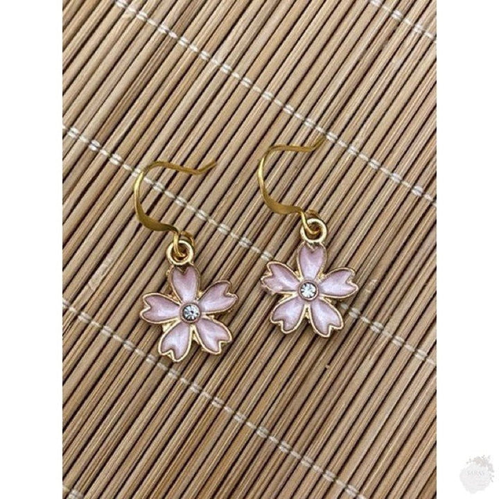 Golden Flower Earrings for Daily Outfits