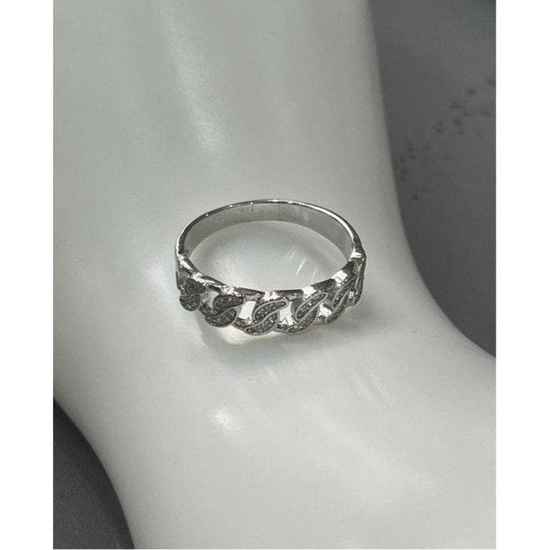 Interwoven Queen Elegance Ring