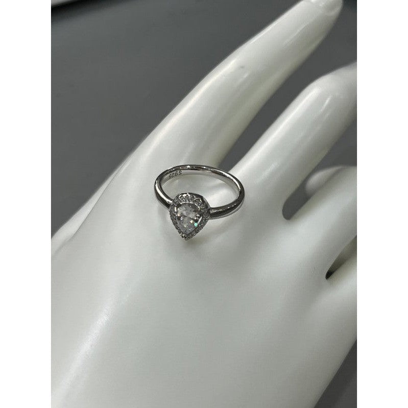 Radiant Nova Water Drop Sterling Silver Ring