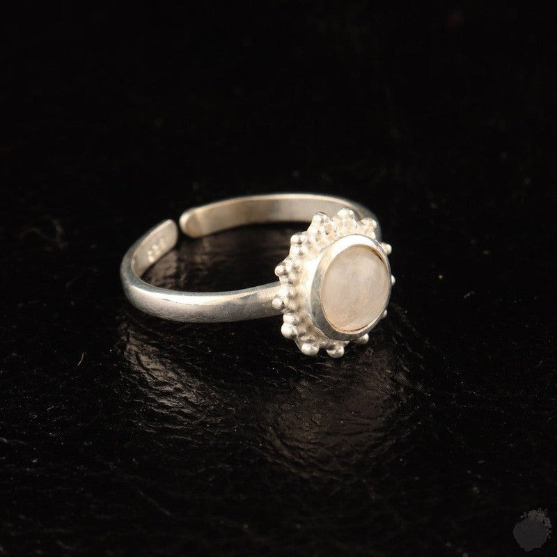 Round Gem Ring