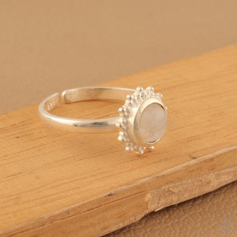 Round Gem Ring