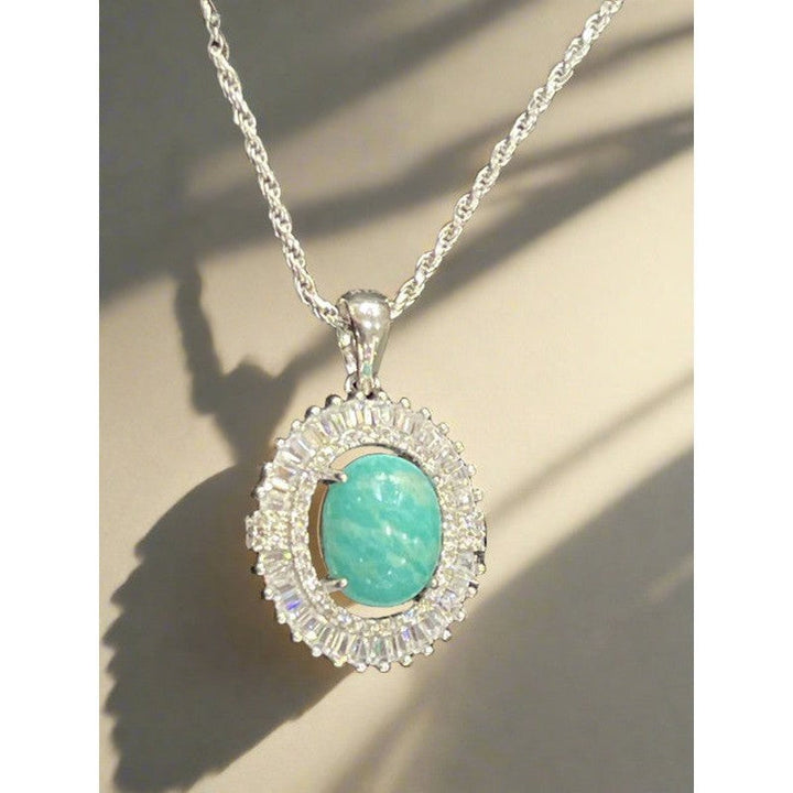 Stunning Zirconia Pendant Necklace: A Statement of Sophistication