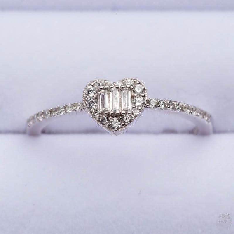 Heart Cubic Zirconia Ring in 925 Sterling Silver