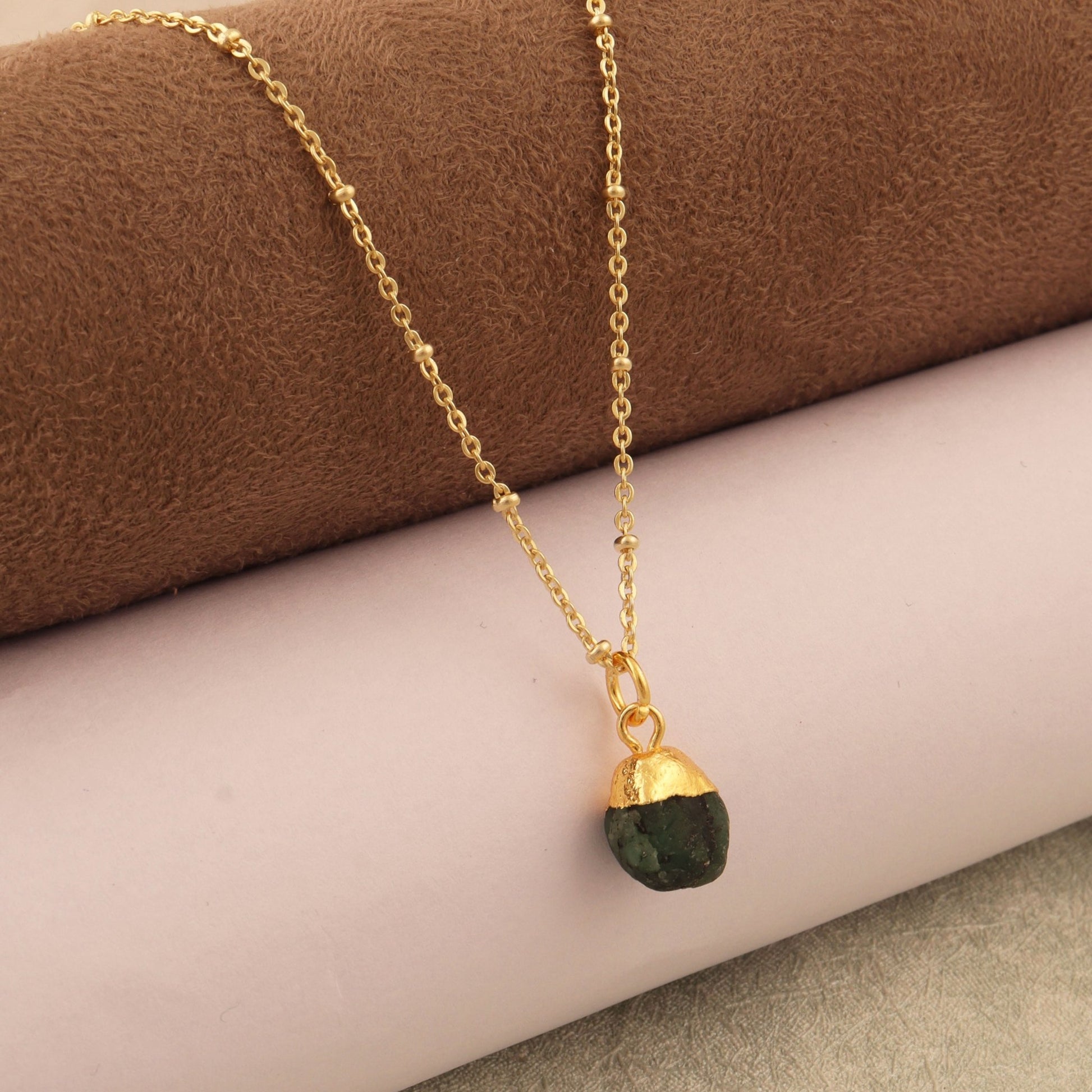 May Birthstone: Emerald Gemstone - SBJ
